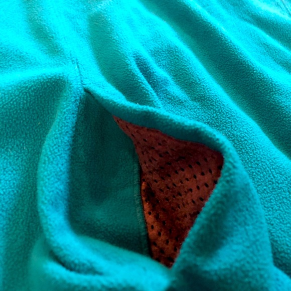 Oakley Fleece 1/4 Zip Sweater - Picture 5 of 6